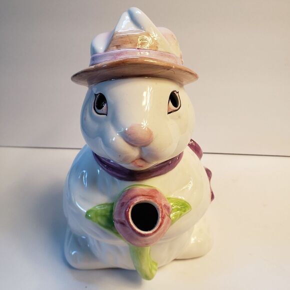 Brinn's White Bunny Rabbit Teapot - Picture 6 of 10